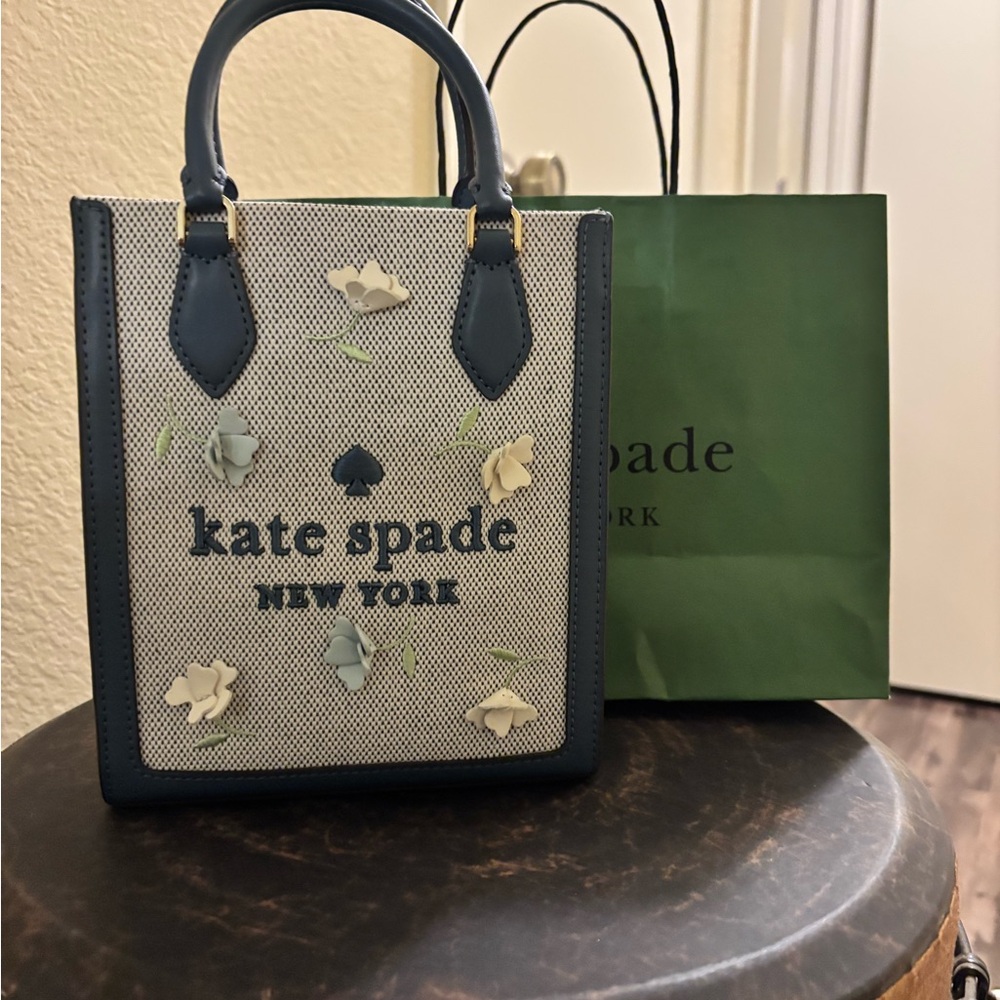 Kate Spade Navy and Cream Tote Bag